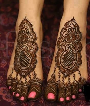 Kalka Dubai Mehendi Design for Feet