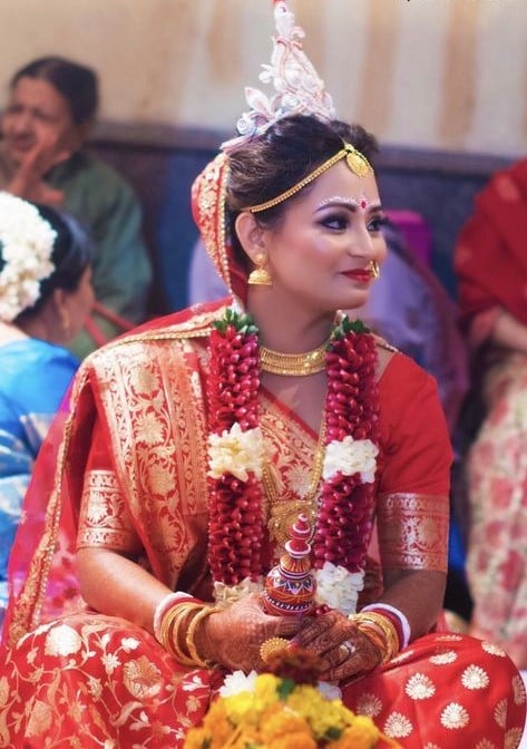 Petite Bengali Bride Mukut Designs