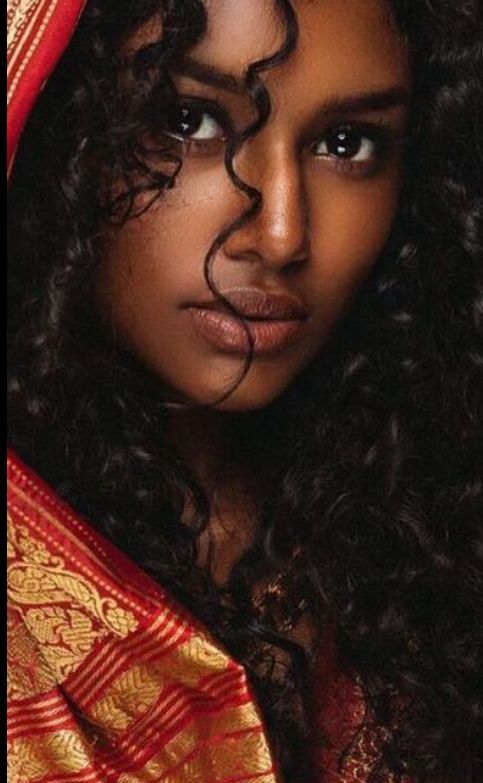 Nude Lipstick for Dusky Skin