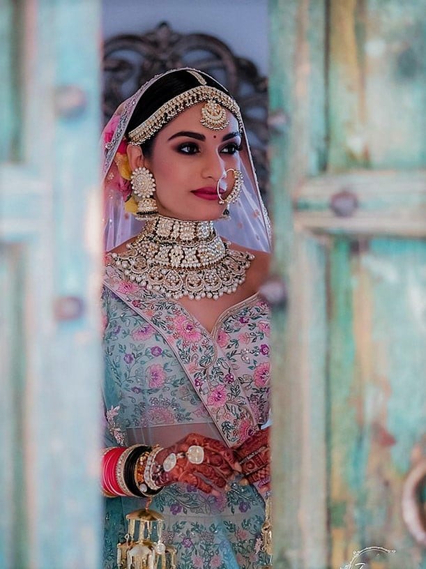 15 Gorgeous Double Dupatta Bridal Lehenga Styles & Looks 15 Gorgeous Double Dupatta Bridal Lehenga Styles & Looks