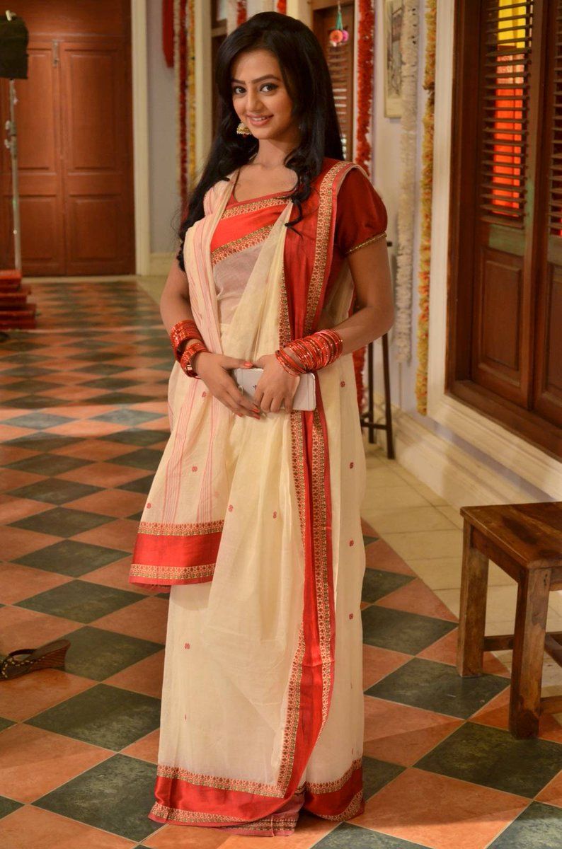 Double-Sided Bengali Saree Style