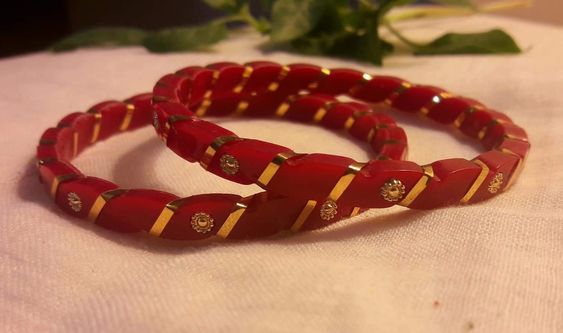 Modern Indian Woman Jewellery Tradition: