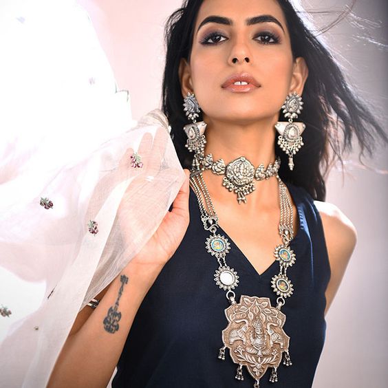 Silver Temple Rani Haar Design