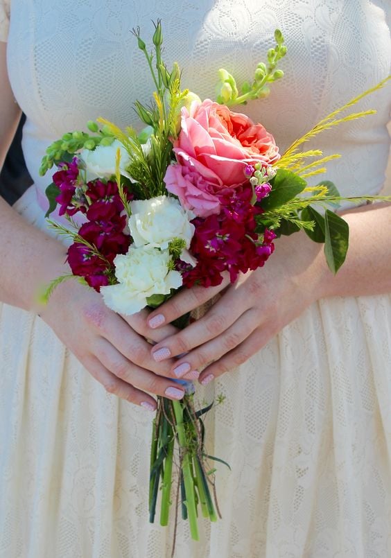 Summer Breeze Bridal Bouquets: Carnations and Roses