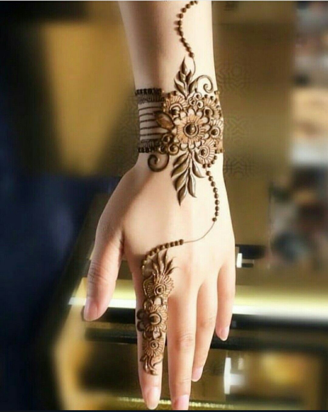 Bangle Themed Bracelet Mehendi Designs
