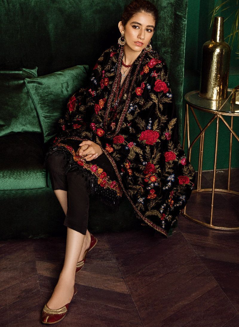 Red Rose Applique Black Phulkari Dupatta