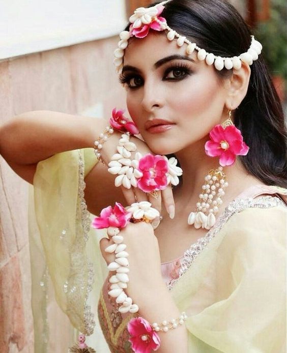 Flower Jewellery Set Hathphool