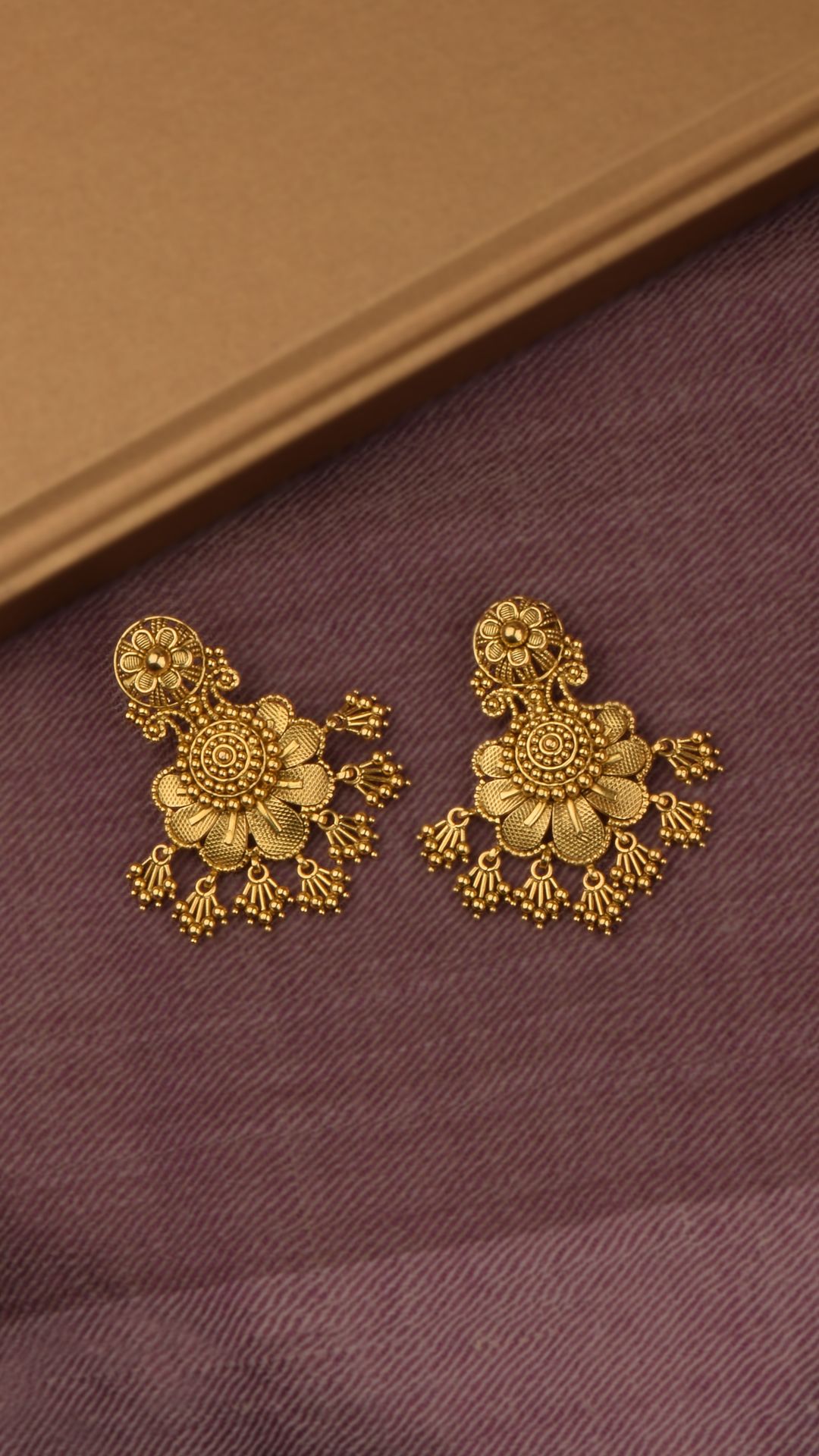 Gold Kanbala Design
