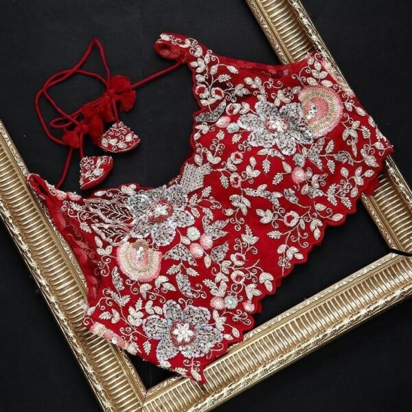 Top 10 Beautiful Sleeveless Blouse Design Ideas that Are Trending Top 10 Beautiful Sleeveless Blouse Design Ideas that Are Trending