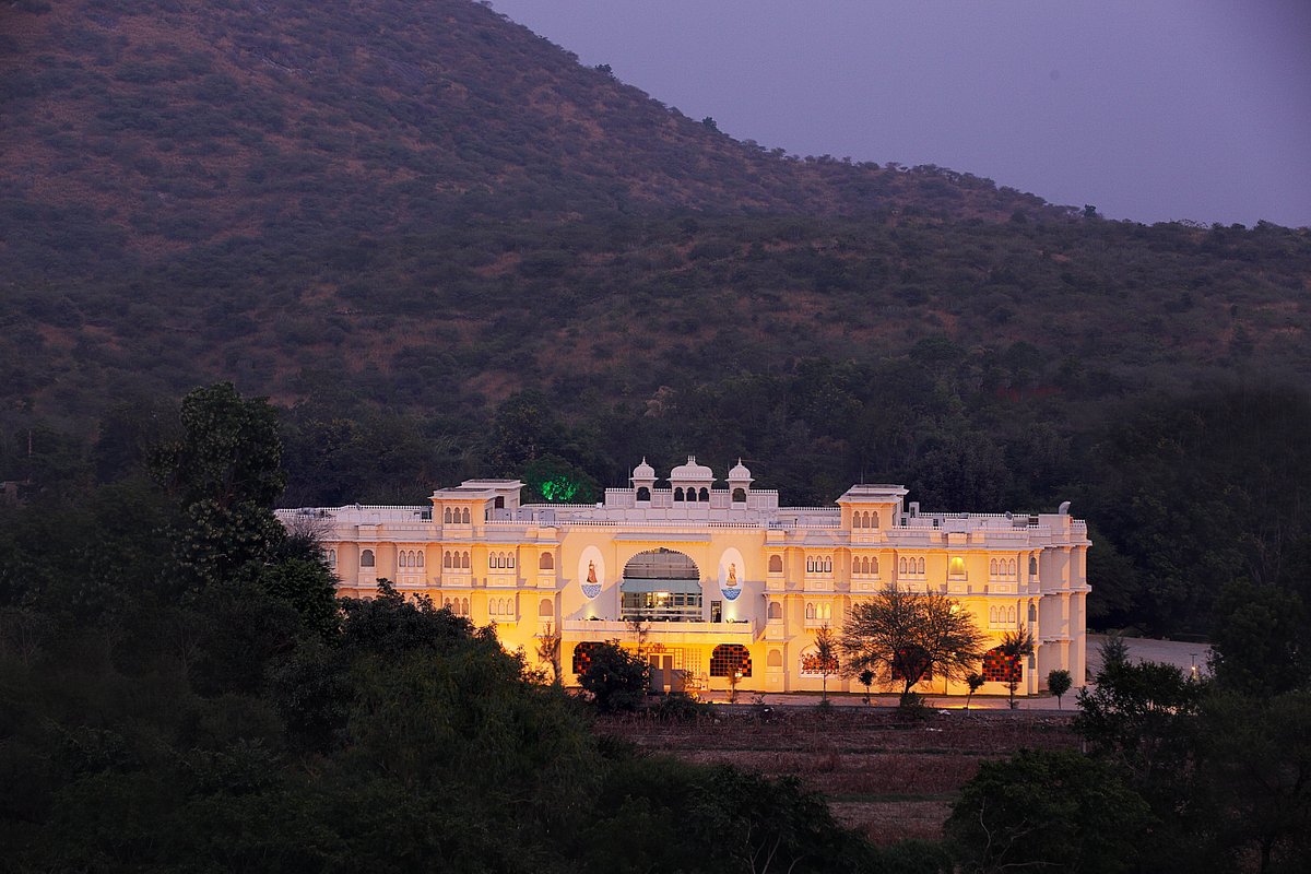 Shourya Garh Resort & Spa- Top Destination Wedding in Udaipur