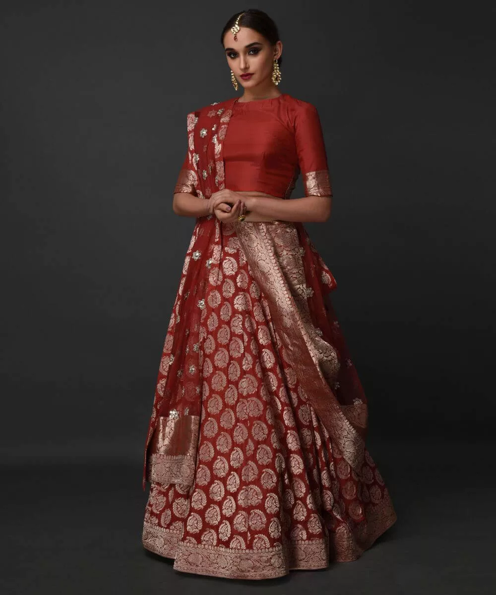 The Half-Saree Banarasi Dupatta Draping Styles for Lehenga