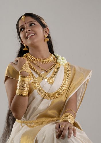Poothali Mala Kerala Bridal Jewellery