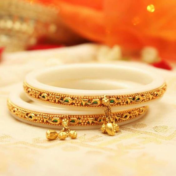 Bengali Bangle Set with Matching Earrings