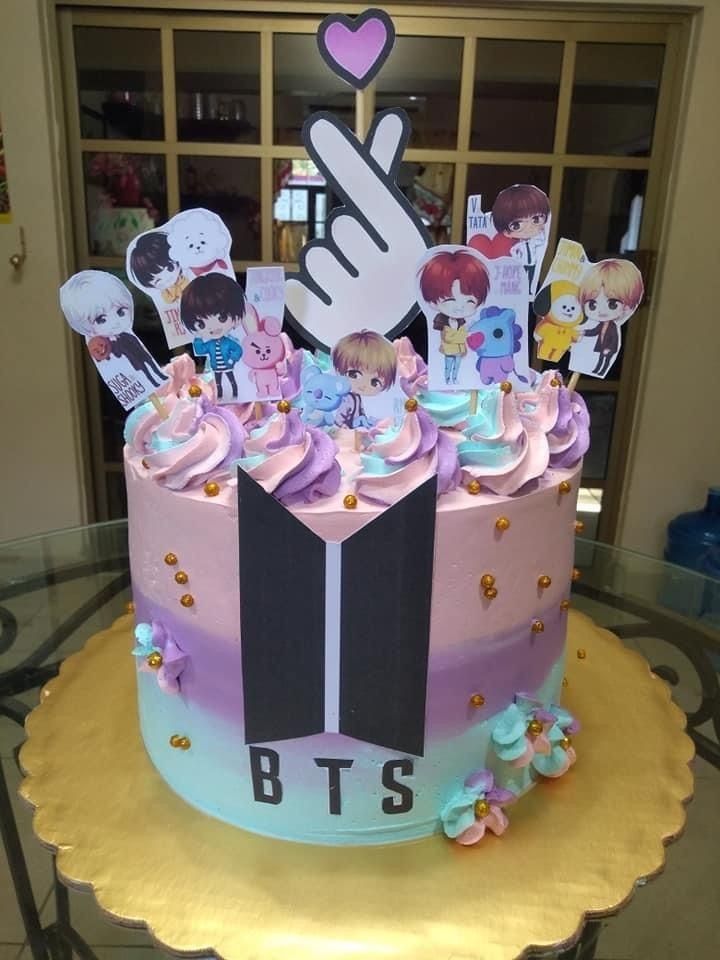 The fondant BTS cake idea for birthdays