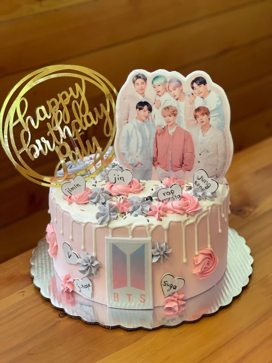 The Logo BTS-Themed Cake Idea