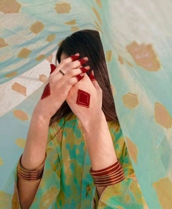 Red Glass Bangle Jewelry