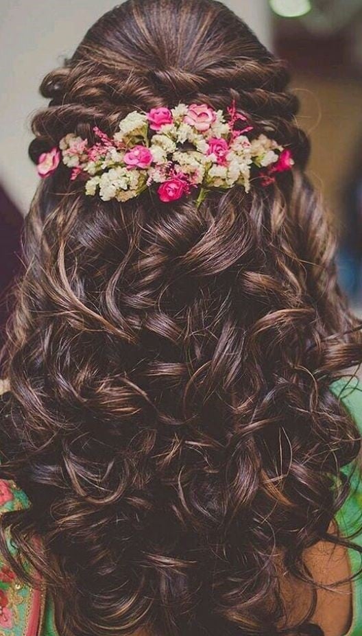 U-Shaped Hair Cut for Girls for Curls