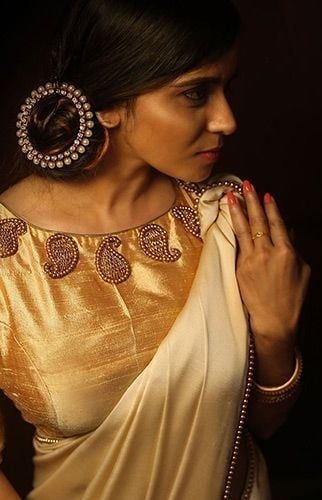 The Trendy Boat Neck in Kerala Bridal Blouse Designs