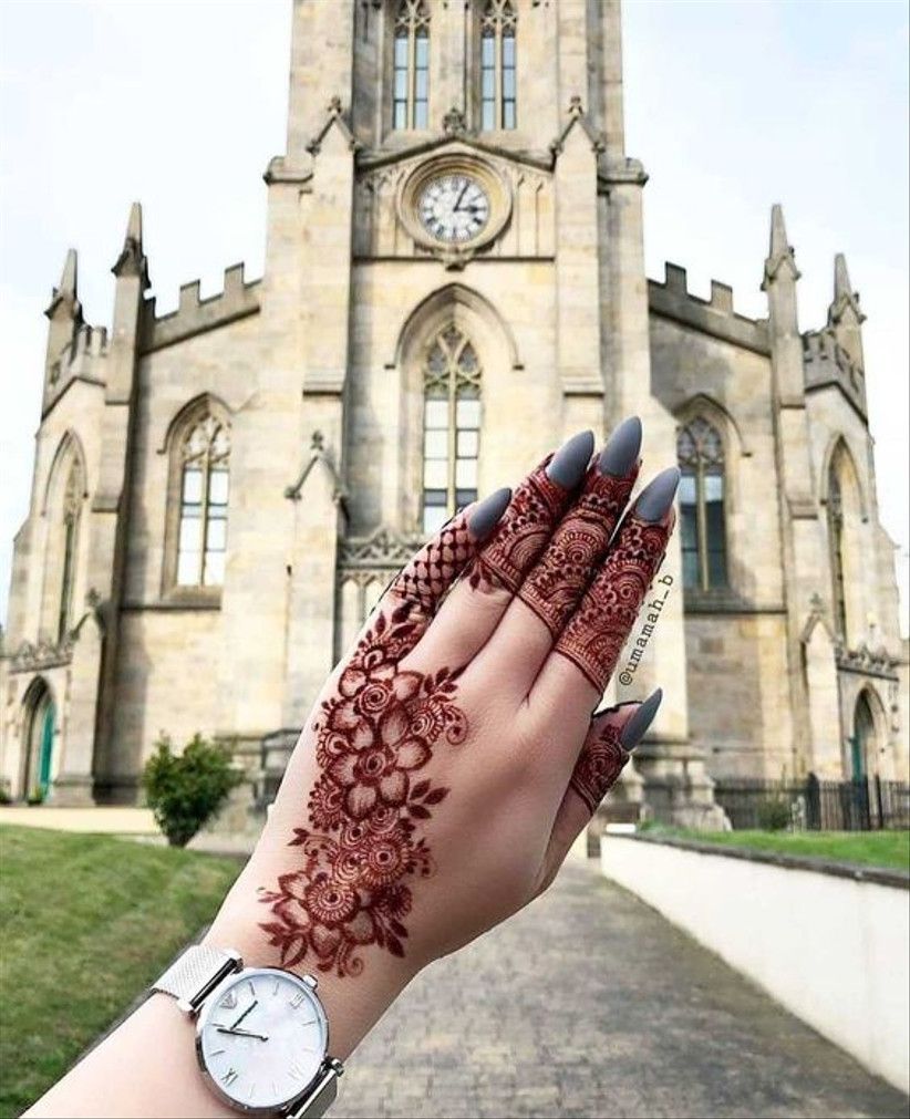 Short Simple Henna Mehndi Design