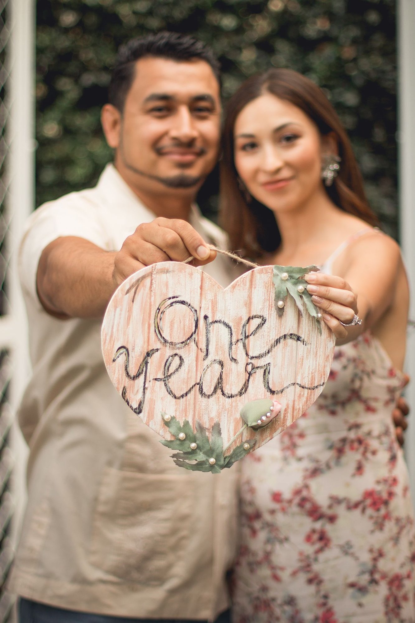 Top 10 Creative and Fancy 1st Wedding Anniversary Decoration Ideas at Home