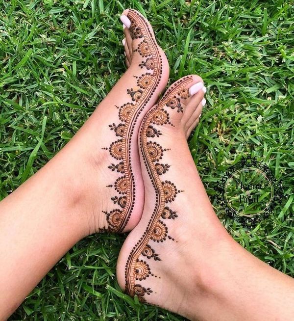 Arabic Leg Mehndi Design Idea