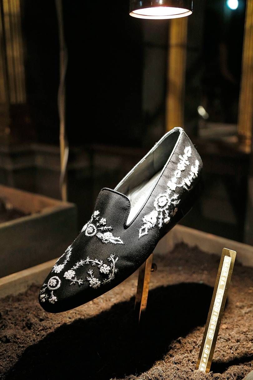 Phulkari Embroidered Punjabi Couple Shoes