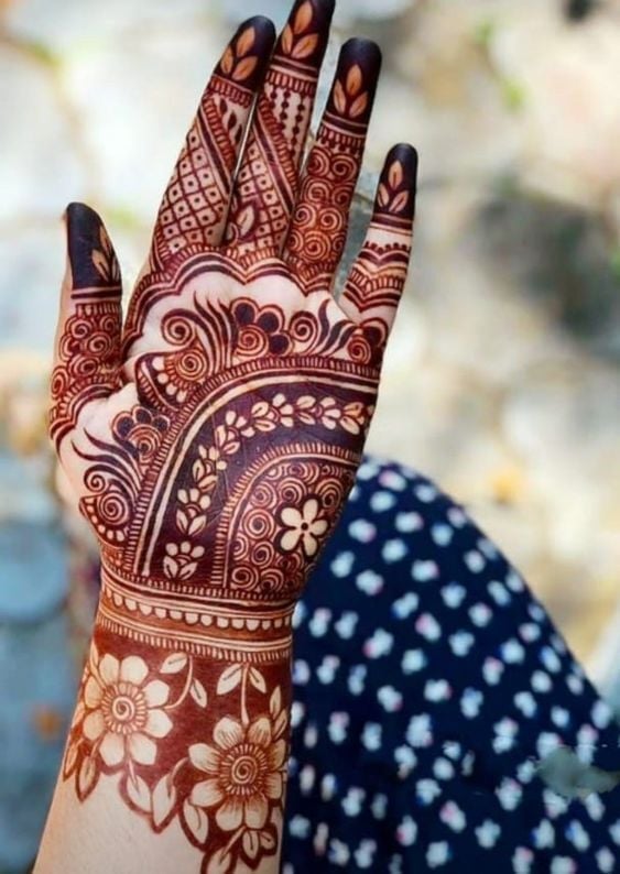 Dark mehendi Designs