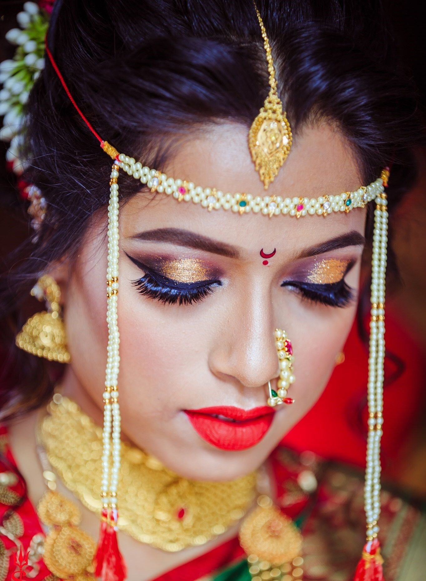 Golden-Eye Royal Maharashtrian Bridal Makeup