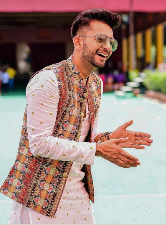 Dapper Nehru Jacket Wedding Kurta for Men