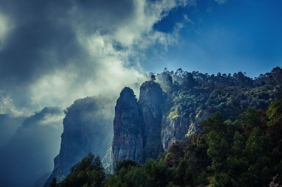 Pillar Rock ‘A Symbol of Love’