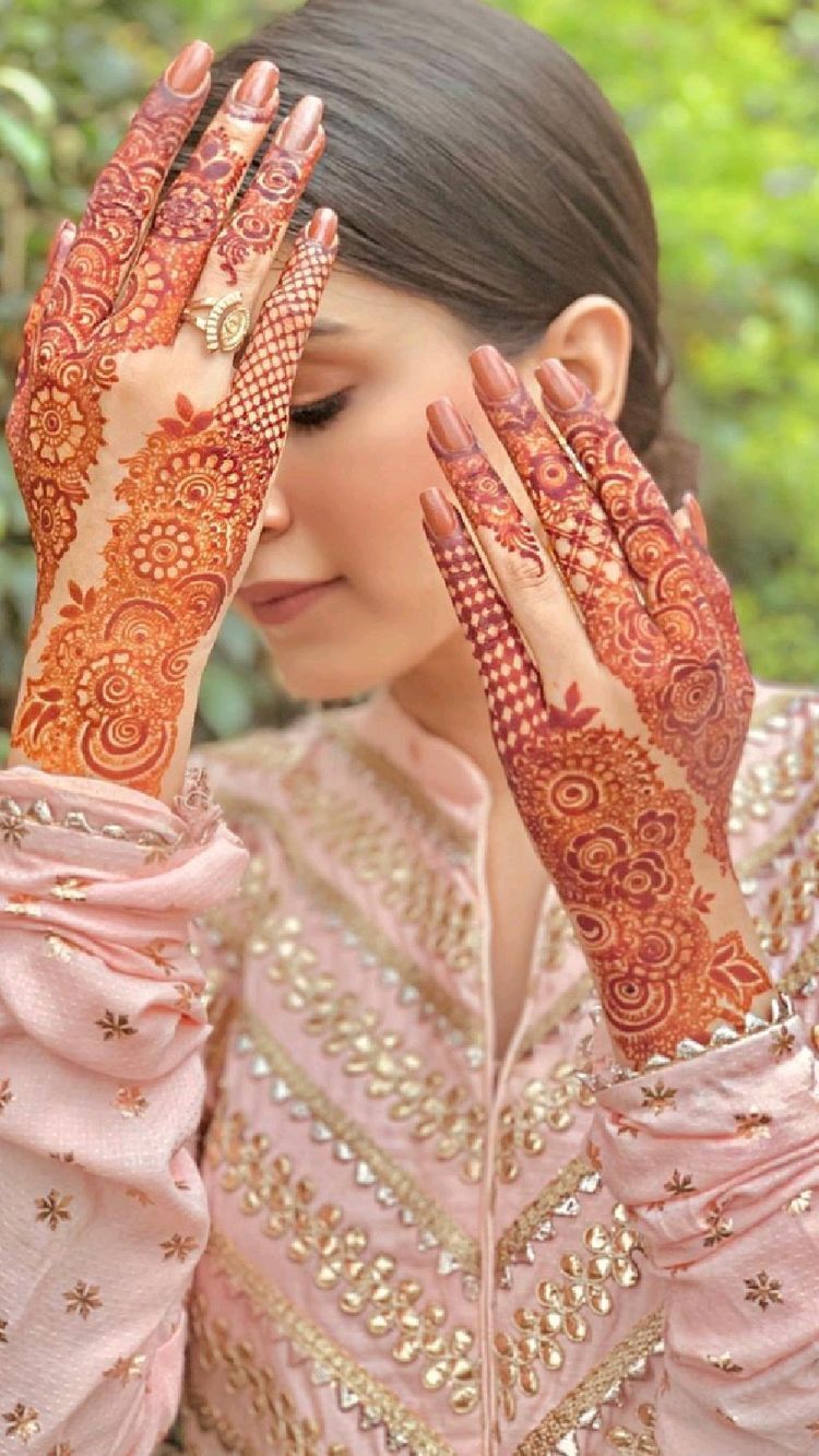 Arabic Simple Henna Designs