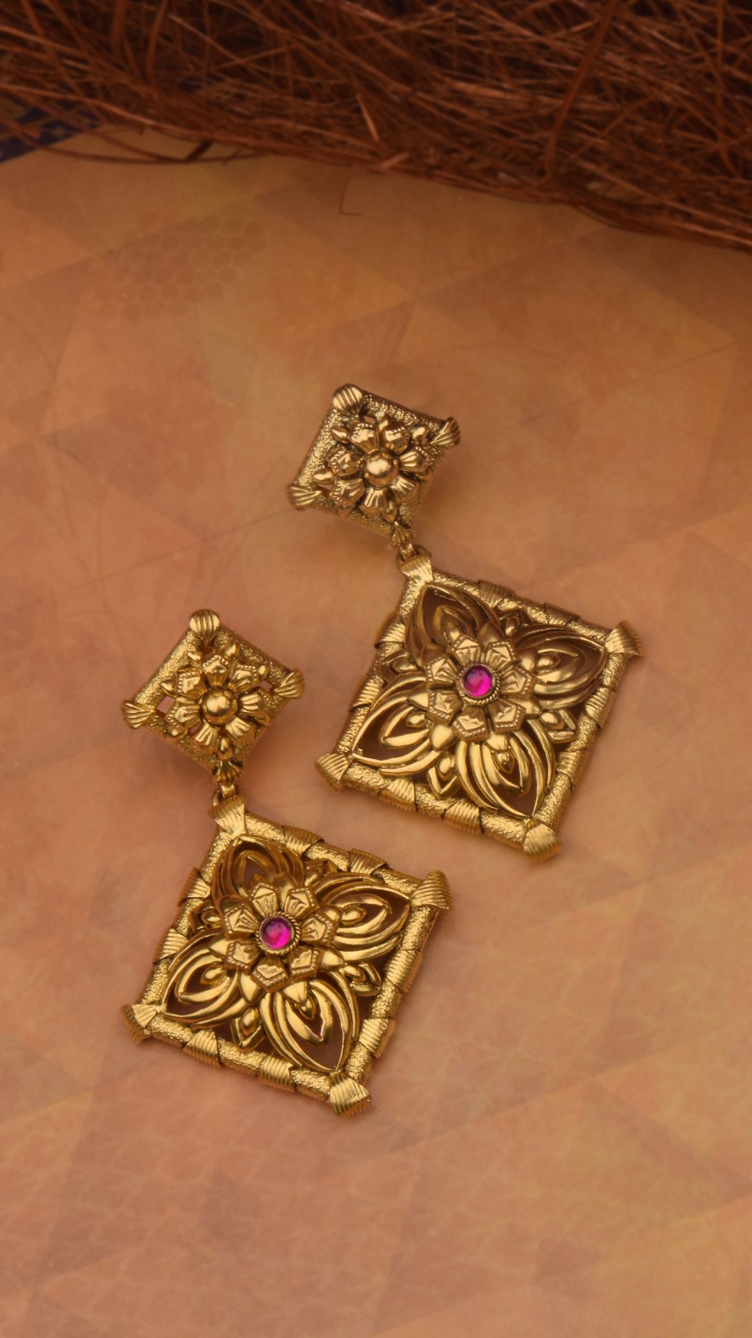 Top 15 Lightweight Bridal Gold Earrings Designs: