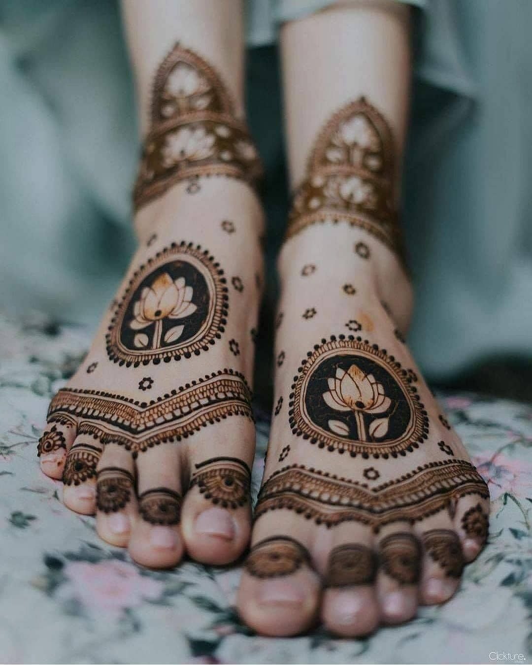 Lotus Mandala Dubai Mehendi Design for Feet