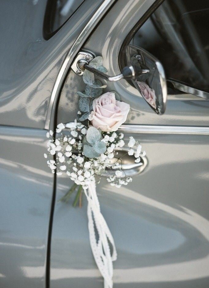 Top 10 Beautiful and Simple Car Decorations for Weddings