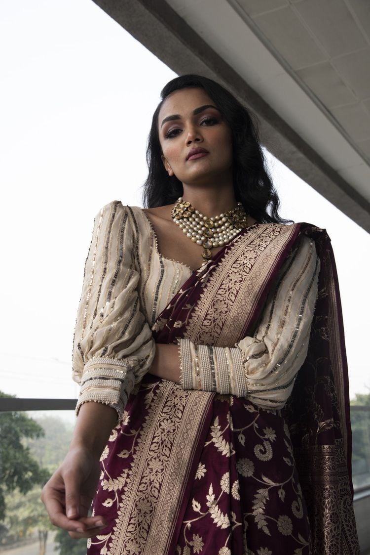 The Contrasting coloured Modern Banarasi Lehenga Blouse Designs