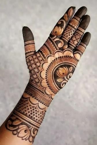 Simple Mehendi Design