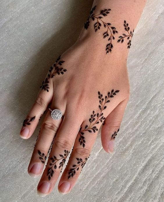 Leafy Mehendi Design