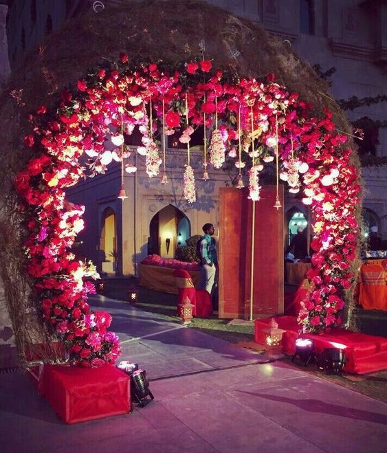 Red Roses for Bengali Wedding Flower Gate Decoration