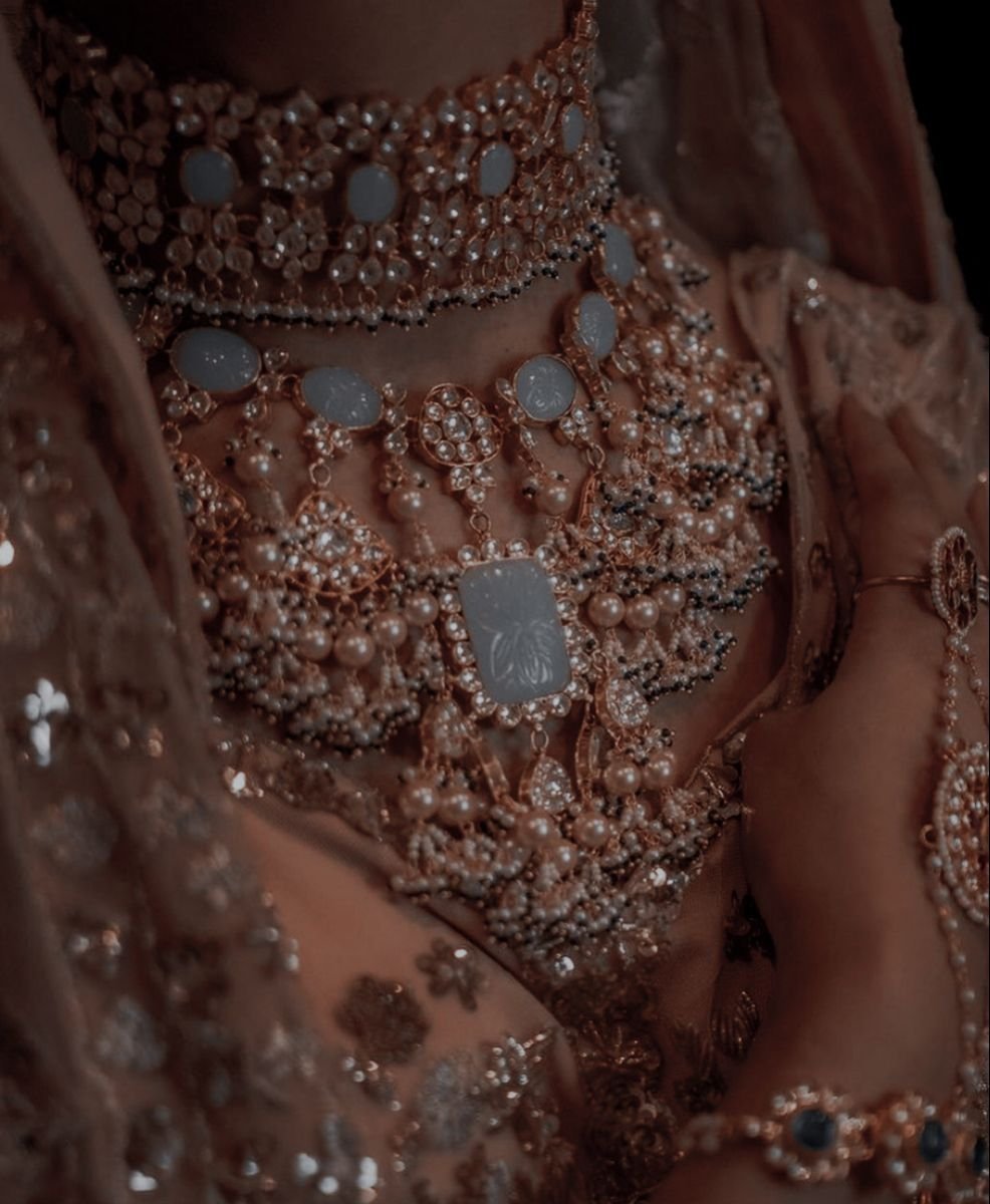 Pearly Bridal Necklaces