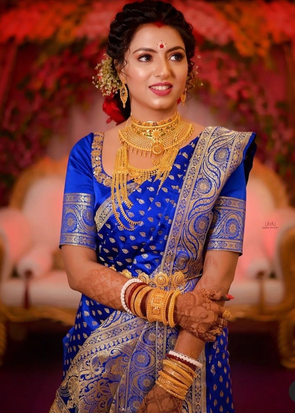 Matching Bengali Bridal Blouse Design and Saree