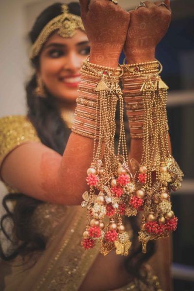 Golden Bangle Latkan Kalire