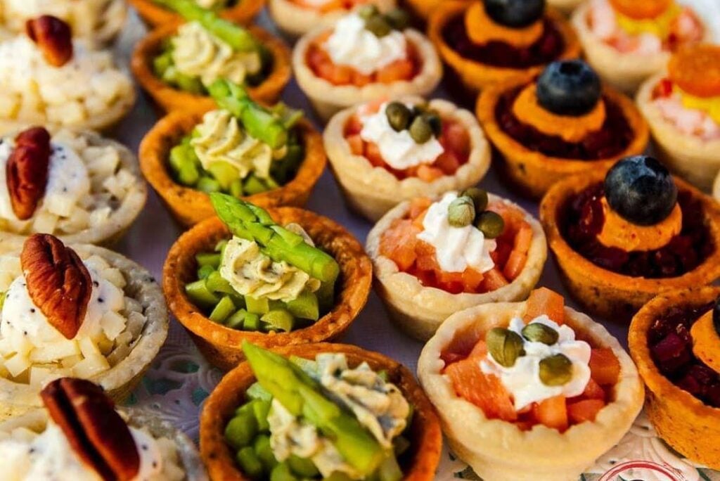 Top 10 Wedding Caterers in Mumbai