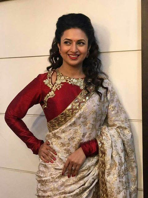 The Full-Sleeved Boat Neck Blouse Design Idea