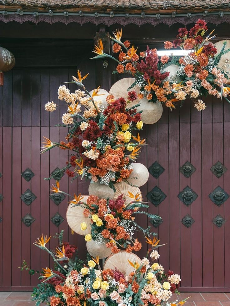 The Bollywood Theme Wedding Gate Decoration