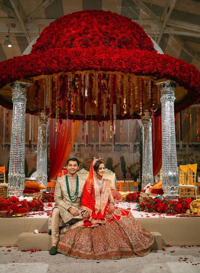 Rose Dome Modern Wedding Stage Decoration