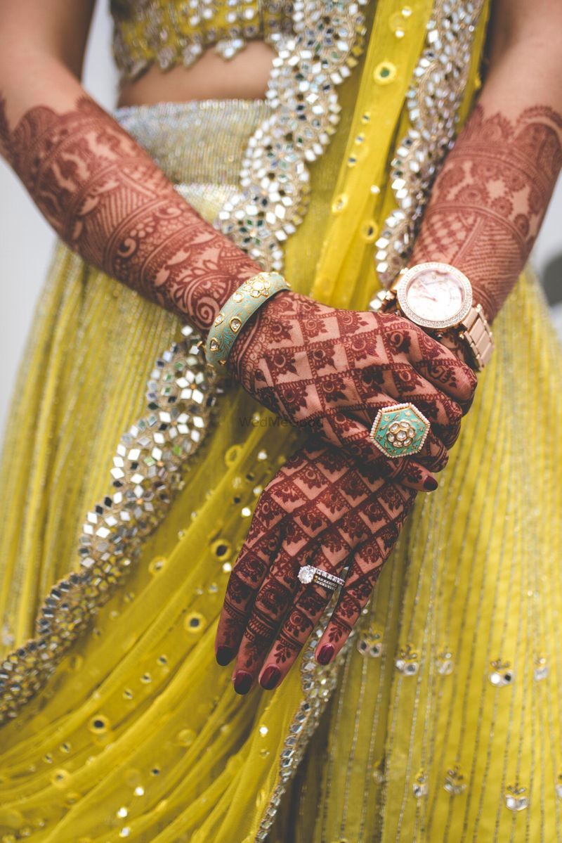 Top 10 Beautiful Mehendi Design for Engagement