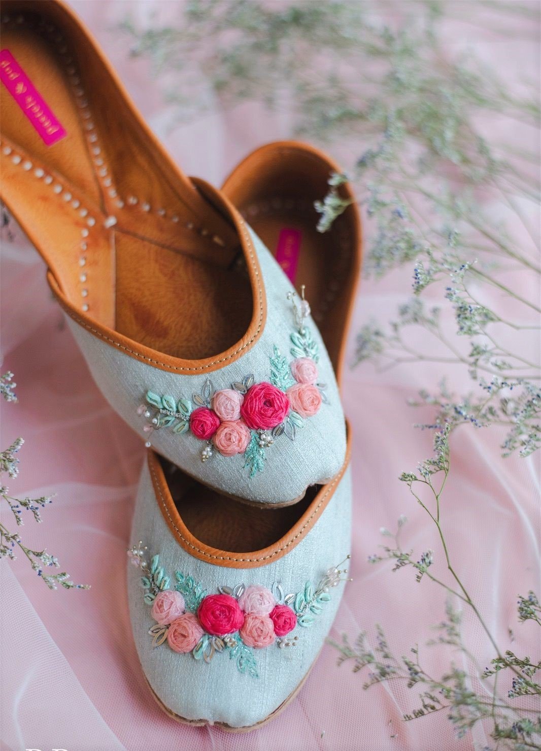 Floral Applique Nagra Juti