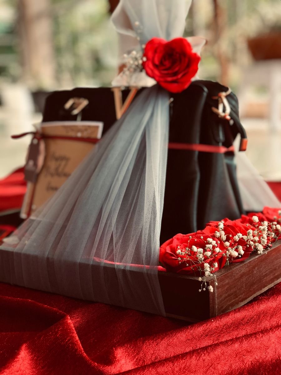 Handbag Bengali Wedding Tatta List for Groom