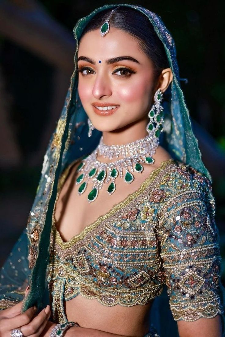 Emerald Bridal Necklace