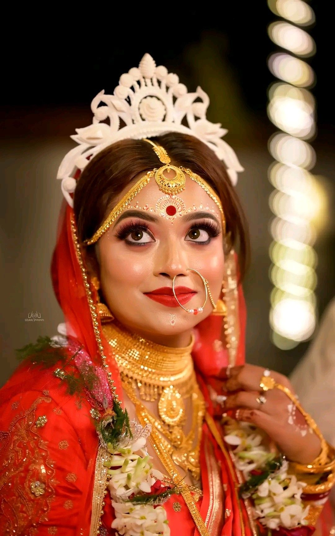 Glance Bengali Bridal Photoshoot Poses